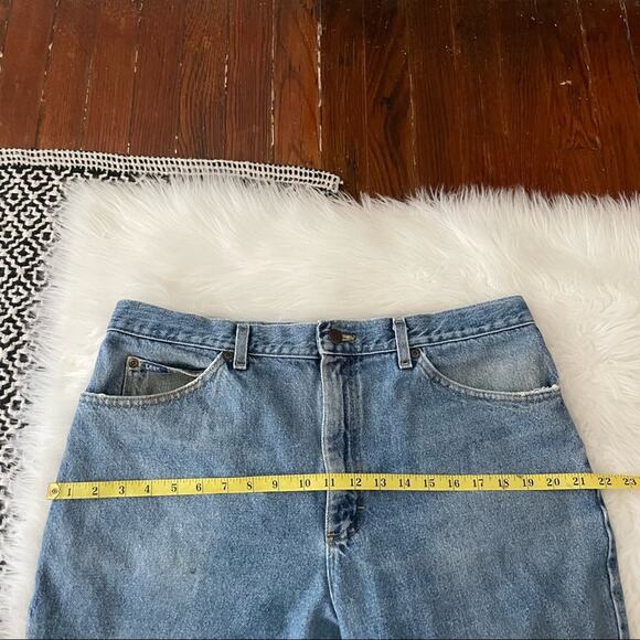 90s Lee Men’s Straight Leg Jeans Medium Wash Vintage Look 38X34 - Picture 8 of 10